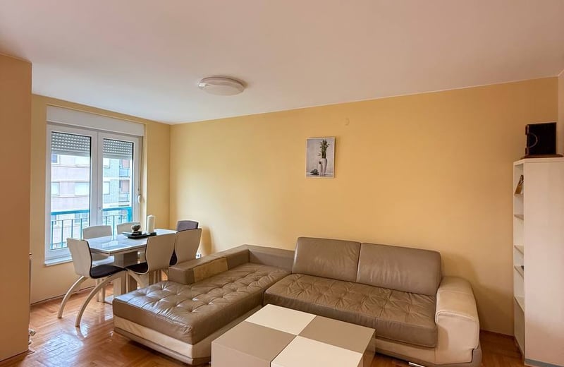 Аренда просторной и светлой 3-комнатной квартиры, 85 м², район Вождовац, Белград, Сербия